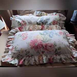 Floral Ruffled King Size Pillow Pair Vintage